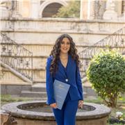 Studentessa universitaria di lingue impartisce lezioni di lingua italiana , anche a stranieri di nazionalità inglese e spagnola