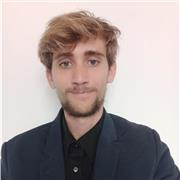 Professeur de mathématiques adapté a tout type de niveau dans le secondaire. Prépare au bac et aux études supérieur.