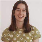 Estudiante de Máster de Telecomunicaciones y Ciberseguridad. Graduada en Ingeniería de Telecomunicaciones y ADE