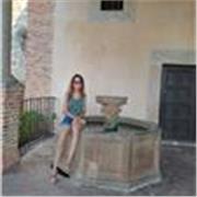 Profesora de Educación infantil, con la DECA y con un Master en procesos de enseñanza y aprendizaje. Dando clase desde 2014