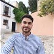 Graduado de Biología con vocación para la docencia. 