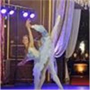 Danse classique, barre au sol, renforcement musculaire, Choregraphie mariage à paris, ou nice ou vendée