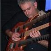 Insegnante di chitarra rock, pop, blues, fusion, metal, progressive