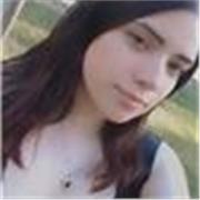 Soy una ex-estudiante de literatura y lingüística inglesa que ansía poder enseñar a quien lo necesite.