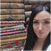 If you are looking for a native english speaker, I am the one!