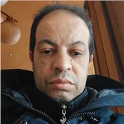 Fort de mon expérience acquise en Espagne avec plusieurs voyages + une licence en droit ou j'ai appris l'espagnol jusqu'à ma deuxième année de droit,  je suis prêt à mettre mon expérience acquise au profit d'élèves désireux d'apprendre l'espagnol ou d'élè