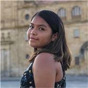 Profesora de matemáticas a niños de 6-11 años de edad