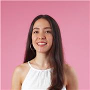 Profesora universitaria con 2 años de experiencia, enseño diseño gráfico para personas creativas sin experiencia