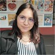 Profesora de pedagogía, capacitación y recreación