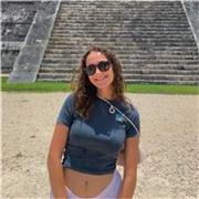Profesora de apoyo escolar especializada en Matemáticas, Física, Química e Inglés