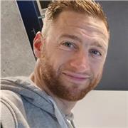 Cours de boxe pied point tout niveau pour tous et toutes.Quel que soit votre objectif, remise en forme, loisirs, perfectionnement, dépassement de soi, l'activité complète que représente la boxe pied poing associée à des cours adaptés sauront vous