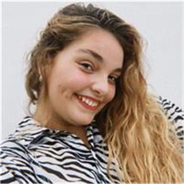 María