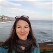 Soy una persona abierta y con muchas ganas de enseñar alumnos a partir de 12 años y adultos, en inglés, francés, alemán o biología