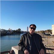 Soy profesor/DJ de club con más de 10 años de experiencia, soy un experto en la materia si tu objetivo es aprender este hermoso ar