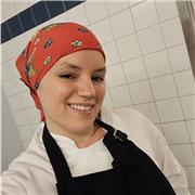 I am a pastry chef who speaks three languages who is willing to teach everything I know.
