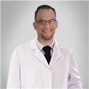 psicólogo, con 15 años de experiencia y educación inf 