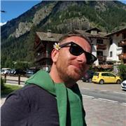 docente di tecnologie grafiche (10 anni di insegnamento), esperto in video-cinematografico, storia dell arte e materie letterarie