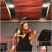 Profesora titulada en maestro en música, tengo más de 2 años de experiencia, y doy música iniciación y básico, desde los 4/5 años 