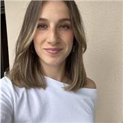 Maestra graduada en educación infantil y especialista en pedagogía terapéutica