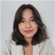 Profesora de ingles para niños de diferentes niveles