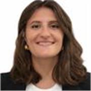 Professeure d'anglais diplômée avec une expérience de 3 ans en lycée et 1 en entreprise. Cours en ligne pour enfants et adultes.