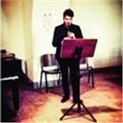 Laureato in clarinetto con 110 e lode, offro lezioni private di clarinetto, solfeggio e conoscenza della musica