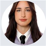Profesora de apoyo especializada en clases para estudiantes en formato online o presencial