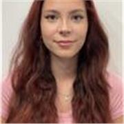 Estudiante de Magisterio en 3er año, monitora de Ocio y Tiempo Libre.