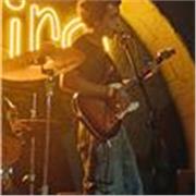 Ciao! Sono un chitarrista di 22 anni di chitarra elettrica e classica.
Ho studiato con Bruno Marinucci, Guido Terracciano, Alessandro Chimienti e Luca Tozzi