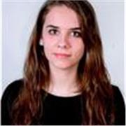 Profesora de español y catalán nativa con 1 año de experiencia ofrece clases particulares para niños y adultos en remoto.”