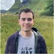 Graduado en Física en la UB, doy clases de matemáticas, física, química y tecnologia a nivel ESO y Bachillerato.