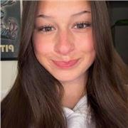 Englisch-Tutorin die Kinder jeglicher Altersgruppen unterrichtet