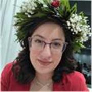 Offro lezioni private di Lingua Inglese per ogni livello, dalle elementari a esami universitari. Laureata in Lingue.