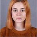 Özellikle çocuklarla, hem online hem de yüz yüze 1 senelik deneyime sahibim. İngiliz Dili ve Edebiyatı okuyorum ve aynı zamanda pedagojik formasyon alıyorum.
