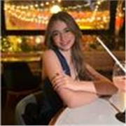 Profesora de Ingles énfasis en estudiantes de colegio