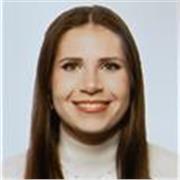 Profesora licenciada en Ciencia Política y Economía, imparto clases de asignaturas relacionadas con las Ciencias Sociales. Clases disponibles en verano