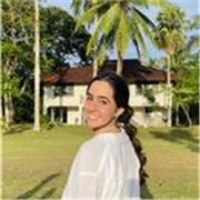 Estudiante con experiencia trabajando en colegios bilingües, disponible para dar clases de español, matemáticas e inglés a niños entre 4-10 años