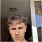 Profesor (actual estudiante de Farmacia) de primaria, eso y bachillerato científico en Barcelona