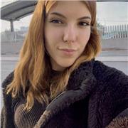 Soy estudiante dea universidad y actualmente doy clases a varios alumnos.