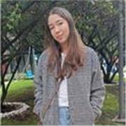 Conocimiento del idioma por más de 7 años, ofreciendo clases para principiantes a domicilio en Valencia y de forma online.