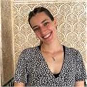 Traductora e Intérprete de inglés sin experiencia preparada para dar clases de inglés o de español para extranjeros. 
