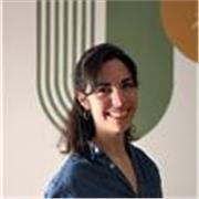 Doy clases particulares de piano o violín. Ofrezco repaso escolar. También soy psicóloga clínica