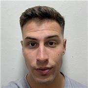 Actualmente estoy en mi último año de carrera de Educación Primaria, y puedo dar todo tipo de materias de 6-12 años.