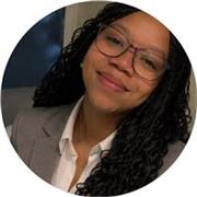 Profesora diseño gráfico para todas edades y niveles