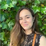 Actuellement en master de marketing (Biologie-Gestion), je suis prête à venir en aide aux jeunes pour différentes matières. J’aime beaucoup les enfants, et j’ai de revenir sur les fondamentaux de manière créative