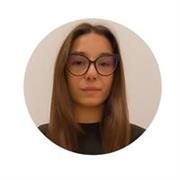 Laureata in giurisprudenza impartisce lezioni di italiano online serali