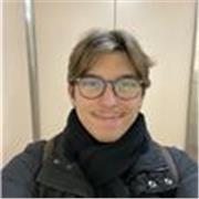 Se siete alla ricerca di un insegnante giovane, flessibile e competente contattatemi! Offro lezioni anche di storia  e Italiano