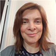 Francesa nativa, con título de BACCALAUREAT por el Liceo Francés de Madrid, ofrece clases particulares tanto para niños como adultos, de forma presencial o virtual