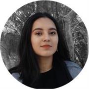 Graduada en Videojuegos y RV. Enseño Unity y escenarios 3D online a principiantes que busquen crear mundos virtuales