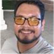 Me considero una persona creativa para encontrar la forma de compartir mis conocimientos y experiencias de forma eficaz.